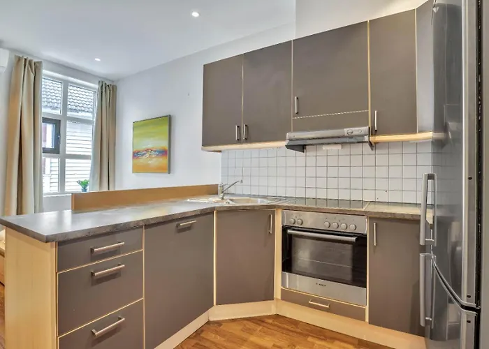 Heimby - Roomy W Free Parking And Seaview Apartamento Bergen